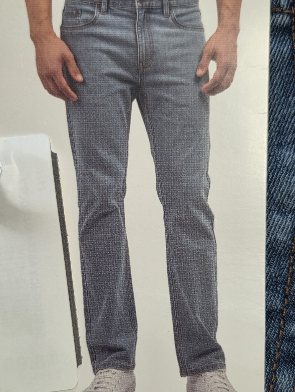Jachs New York Men's Comfort Stretch Jeans in Light Blue. Sz 34x32 New With Tag